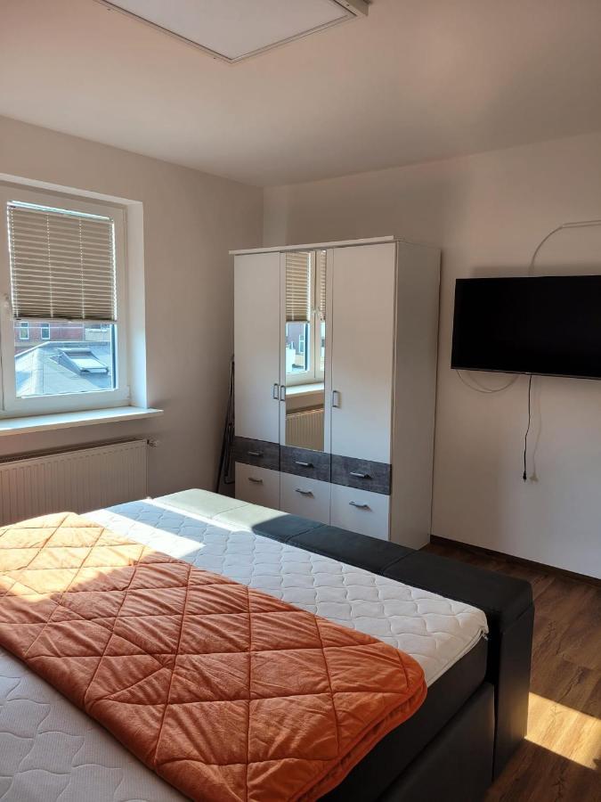Schoene Einfache Ferienwohnung Zwischen Stadt Und Meer Wilhelmshaven Exterior foto