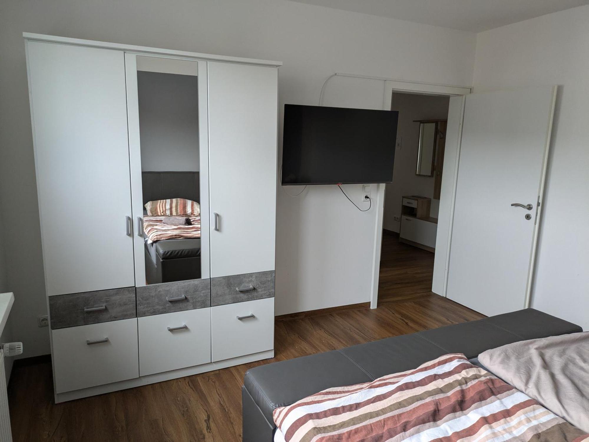 Schoene Einfache Ferienwohnung Zwischen Stadt Und Meer Wilhelmshaven Exterior foto